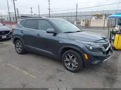 KNDERCAA8N7280088 2022 KIA SELTOS