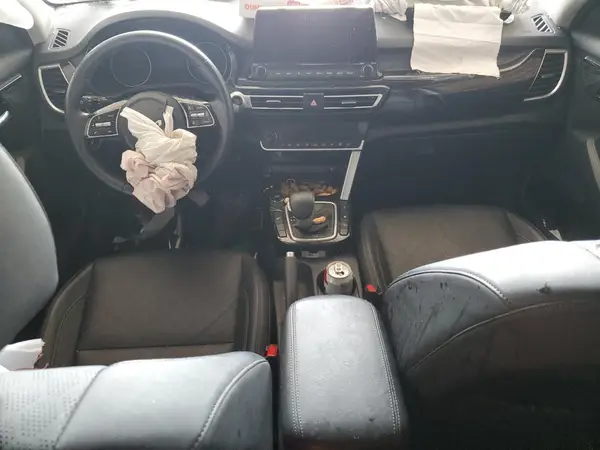 KNDERCAA8N7295075 2022 KIA SELTOS - Image 8