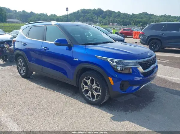 KNDERCAA8N7295996 2022 KIA SELTOS - Image 1
