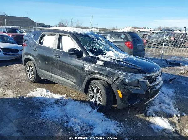 KNDERCAA8N7309525 2022 KIA SELTOS - Image 1