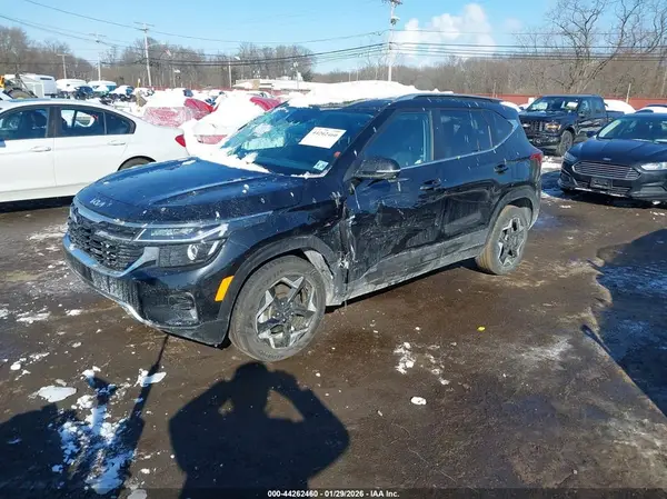 KNDERCAA8R7487392 2024 KIA SELTOS - Image 2