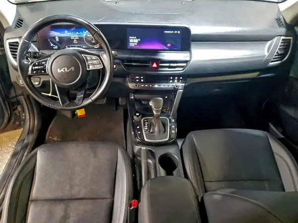 KNDERCAA8R7504465 2024 KIA SELTOS - Image 8