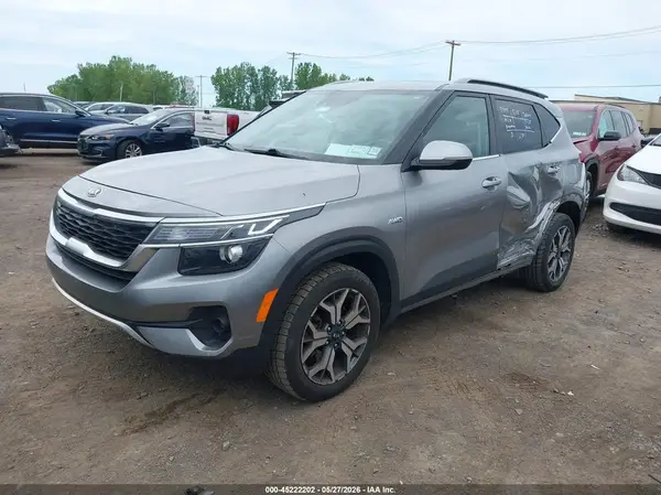 KNDERCAA9M7067634 2021 KIA SELTOS - Image 2