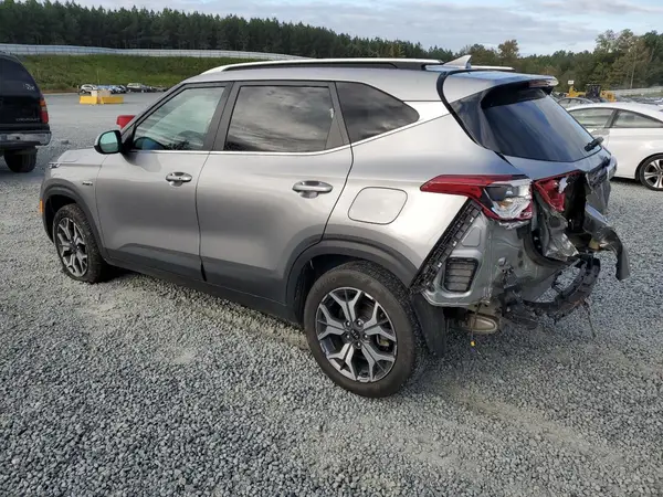 KNDERCAA9M7078553 2021 KIA SELTOS - Image 2