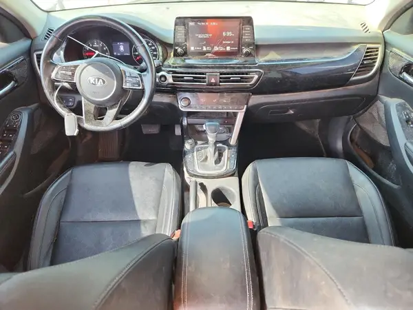 KNDERCAA9M7081209 2021 KIA SELTOS - Image 8