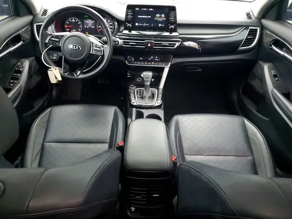 KNDERCAA9M7095479 2021 KIA SELTOS - Image 8