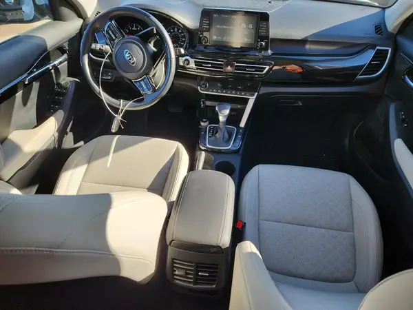 KNDERCAA9M7106786 2021 KIA SELTOS - Image 8