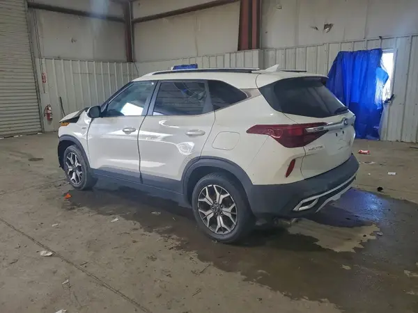 KNDERCAA9M7120073 2021 KIA SELTOS - Image 2
