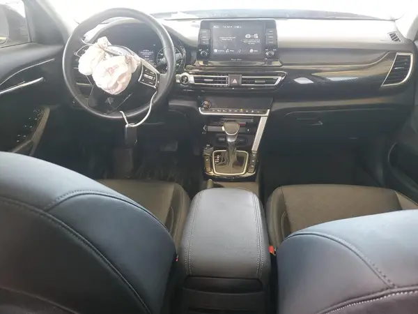 KNDERCAA9M7156779 2021 KIA SELTOS - Image 8