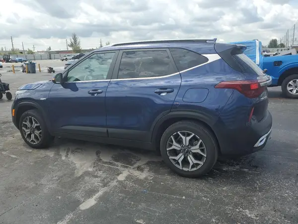 KNDERCAA9M7219461 2021 KIA SELTOS - Image 2