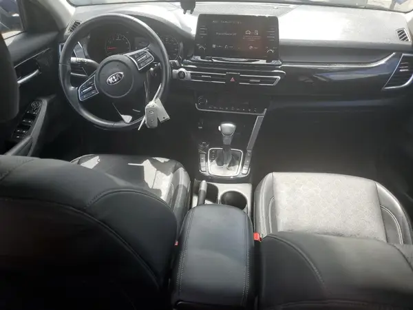 KNDERCAA9M7219461 2021 KIA SELTOS - Image 8