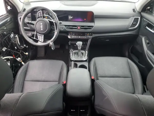 KNDERCAA9R7595696 2024 KIA SELTOS - Image 8