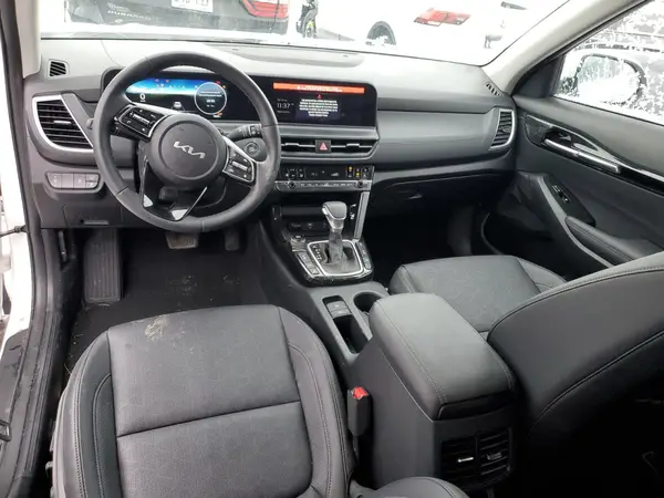 KNDERCAA9R7642015 2024 KIA SELTOS - Image 8
