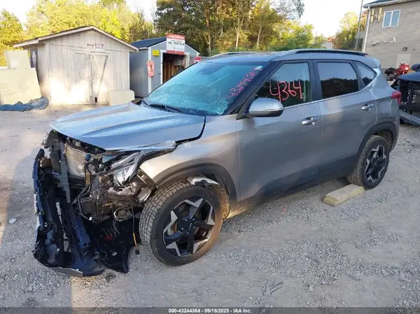 KNDERCAA9R7661681 2024 KIA SELTOS - Image 2
