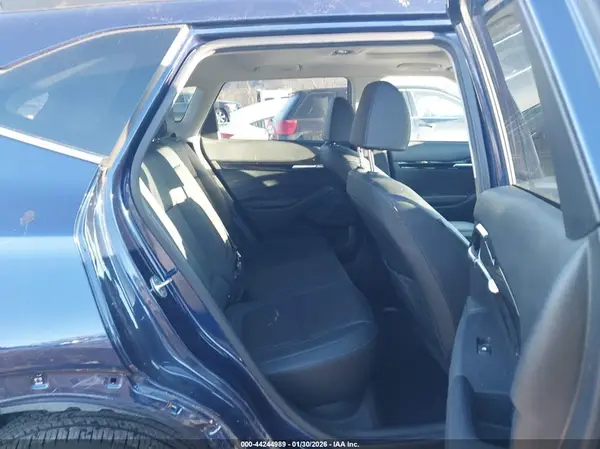 KNDERCAAXM7110023 2021 KIA SELTOS - Image 8