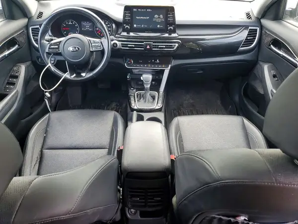 KNDERCAAXM7122589 2021 KIA SELTOS - Image 8