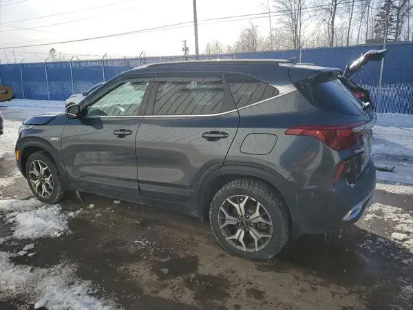 KNDERCAAXM7136668 2021 KIA SELTOS - Image 2