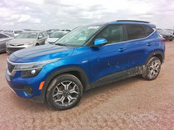 KNDERCAAXM7137318 2021 KIA SELTOS - Image 1