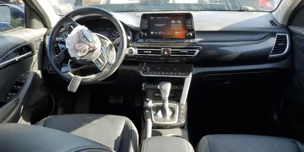 KNDERCAAXM7141787 2021 KIA SELTOS - Image 8