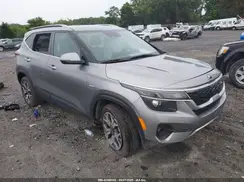 KNDERCAAXM7152773 2021 KIA SELTOS