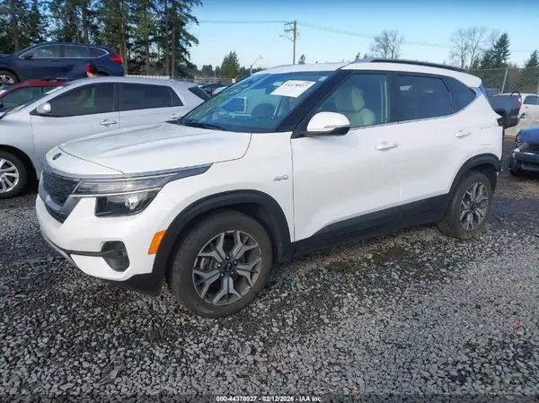 KNDERCAAXM7175616 2021 KIA SELTOS - Image 2