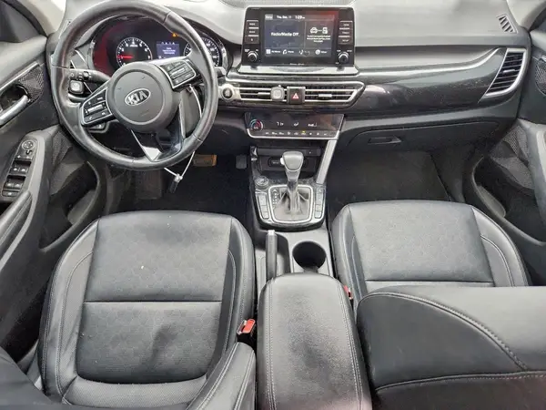 KNDERCAAXM7179276 2021 KIA SELTOS - Image 8
