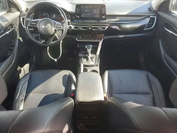 KNDERCAAXM7186535 2021 KIA SELTOS - Image 8