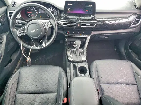 KNDERCAAXN7242815 2022 KIA SELTOS - Image 8