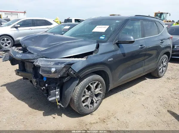 KNDERCAAXN7334443 2022 KIA SELTOS - Image 2