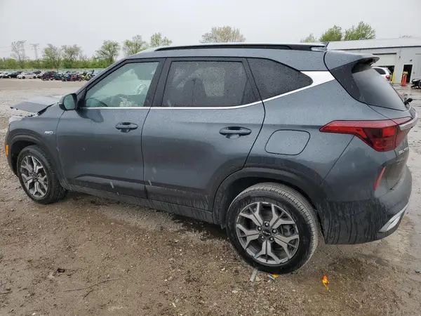 KNDERCAAXP7394242 2023 KIA SELTOS - Image 2