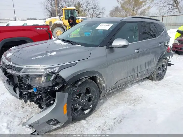 KNDERCAAXT7834695 2026 KIA SELTOS - Image 2