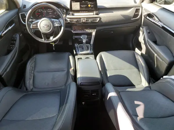 KNDETCA20M7054359 2021 KIA SELTOS - Image 8