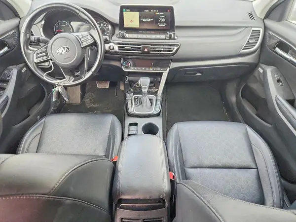 KNDETCA20M7062106 2021 KIA SELTOS - Image 8
