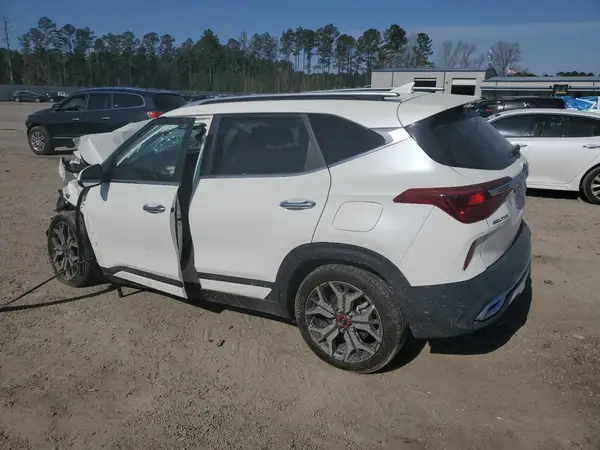 KNDETCA20M7140125 2021 KIA SELTOS - Image 2