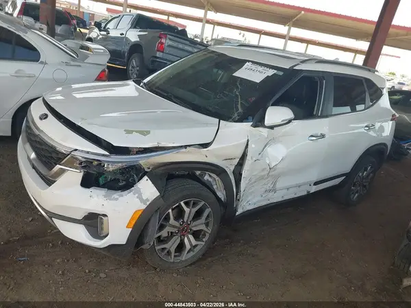 KNDETCA20M7152873 2021 KIA SELTOS - Image 2