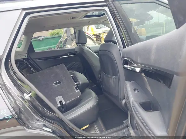 KNDETCA20M7165896 2021 KIA SELTOS - Image 8