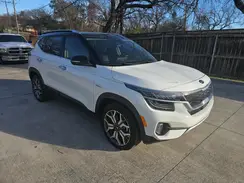 KNDETCA21M7057755 2021 KIA SELTOS