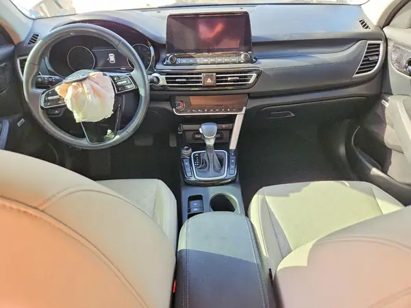 KNDETCA21M7059165 2021 KIA SELTOS - Image 8