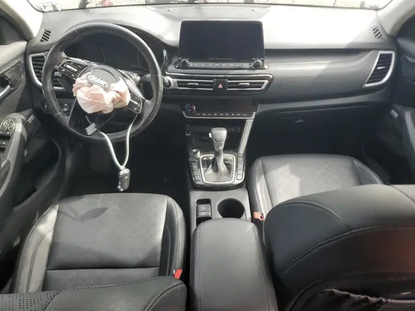 KNDETCA21M7214426 2021 KIA SELTOS - Image 8