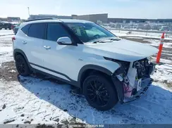 KNDETCA21N7242440 2022 KIA SELTOS