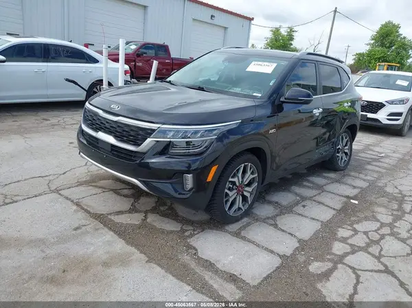 KNDETCA22M7121446 2021 KIA SELTOS - Image 2