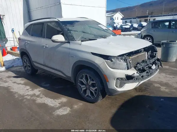 KNDETCA22M7151613 2021 KIA SELTOS - Image 1