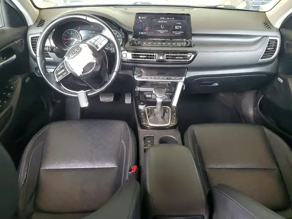 KNDETCA22M7172798 2021 KIA SELTOS - Image 8
