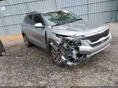 KNDETCA22N7255908 2022 KIA SELTOS
