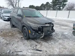 KNDETCA22N7341378 2022 KIA SELTOS