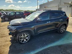 KNDETCA23M7106373 2021 KIA SELTOS