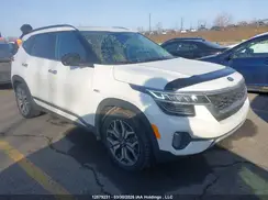 KNDETCA23M7135436 2021 KIA SELTOS
