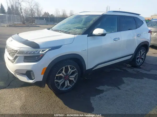 KNDETCA23M7135436 2021 KIA SELTOS - Image 2