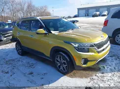 KNDETCA23M7139132 2021 KIA SELTOS