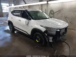 KNDETCA23N7257439 2022 KIA SELTOS